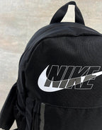 Mochila Nike + Estojo