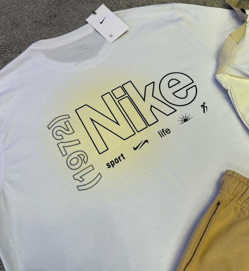 Kit Nike