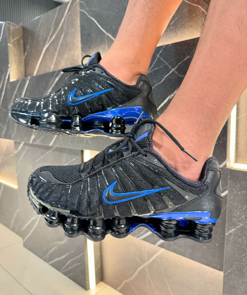 Tênis Nike Shox