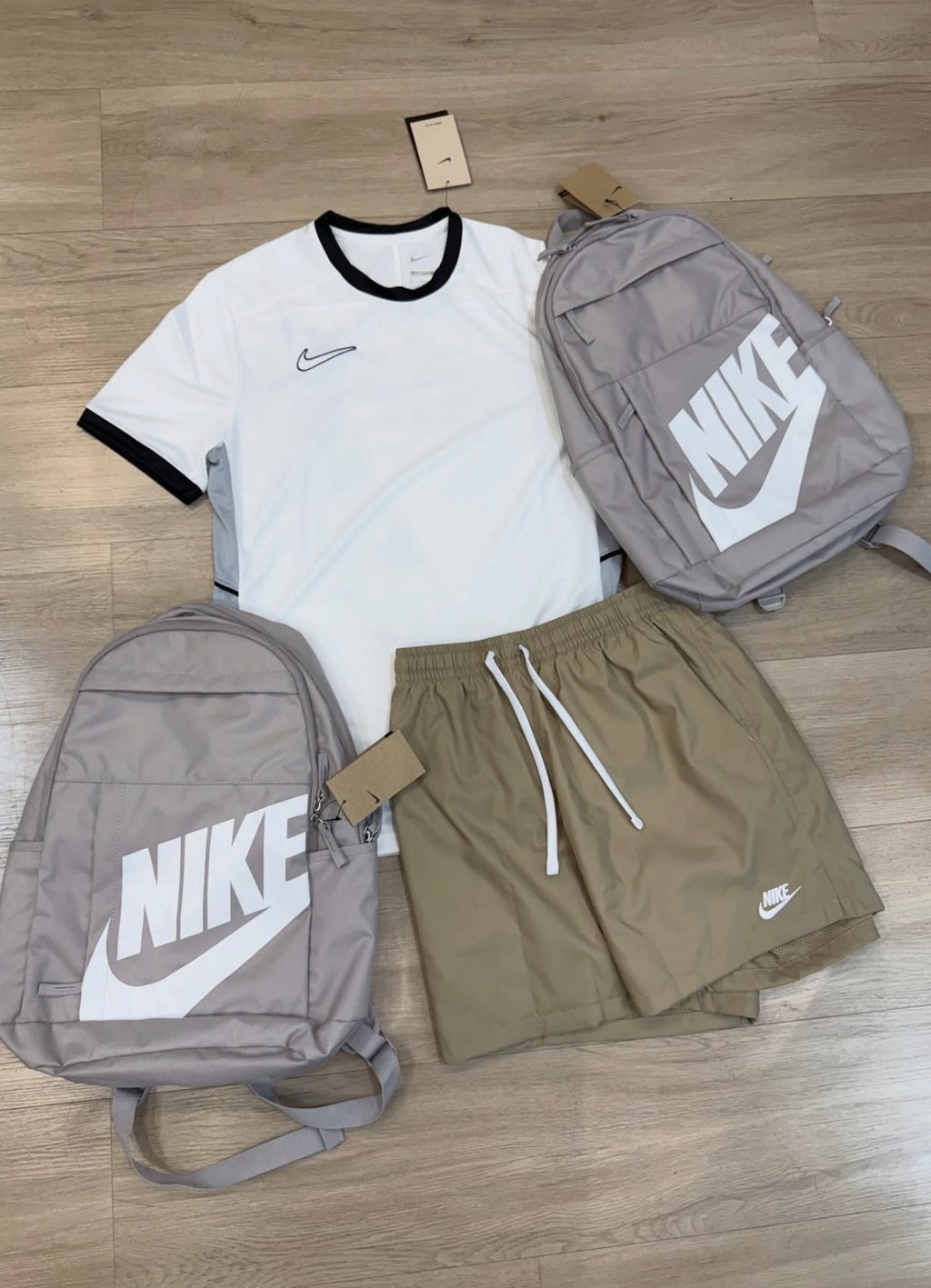 Kit Completo Nike (Volta as Aulas)