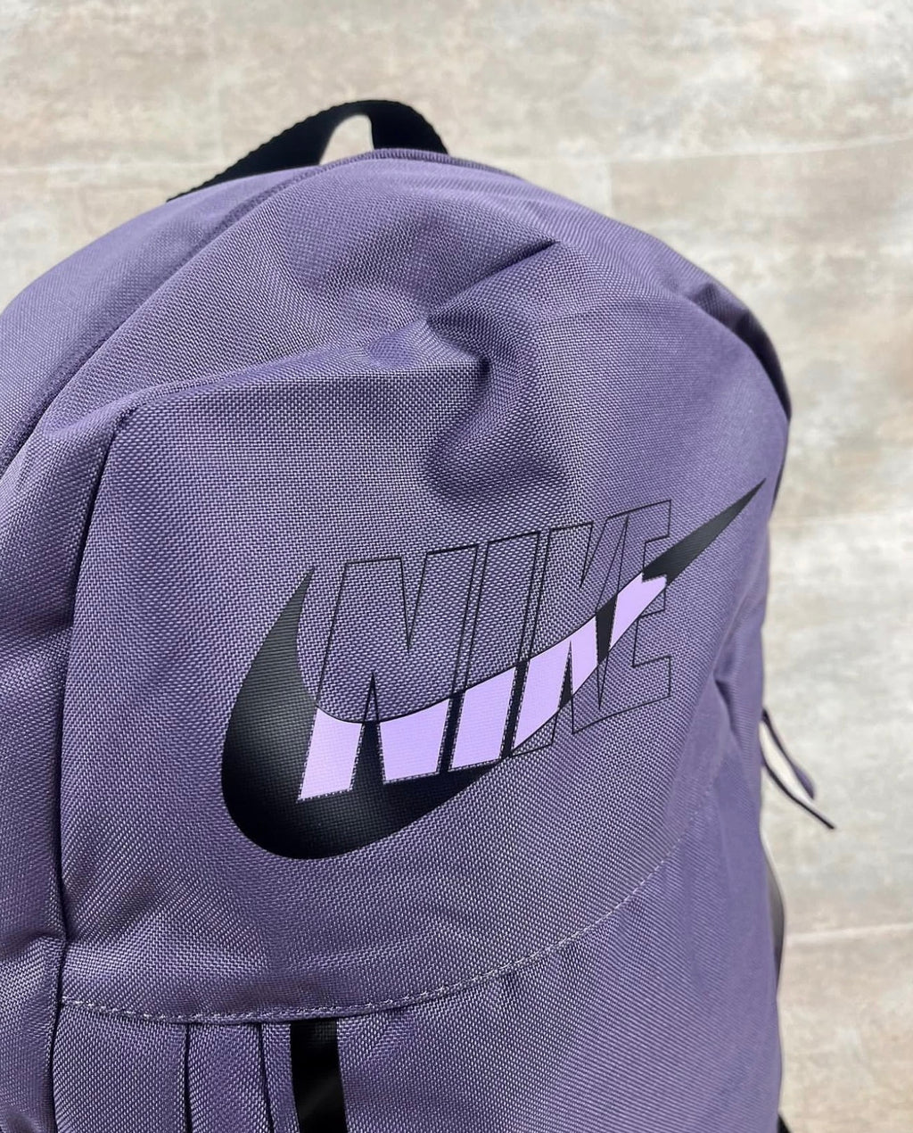 Mochila Nike + Estojo