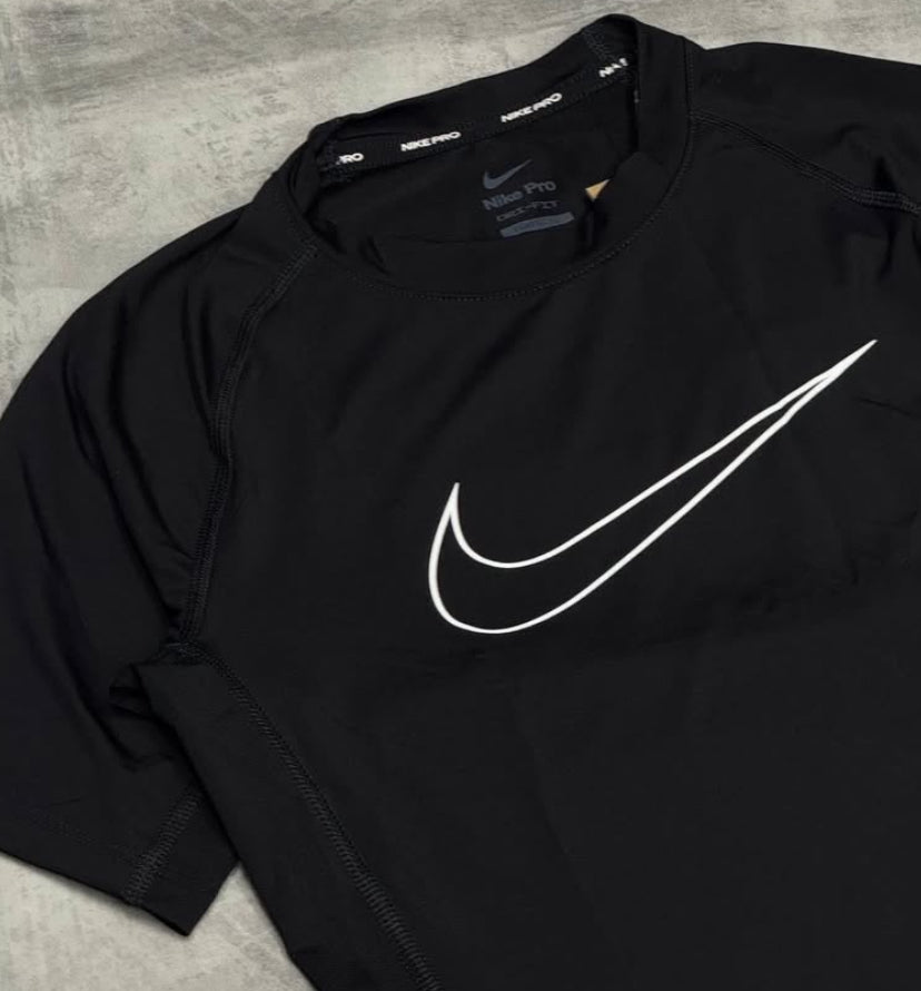 Kit Nike + Chinelo