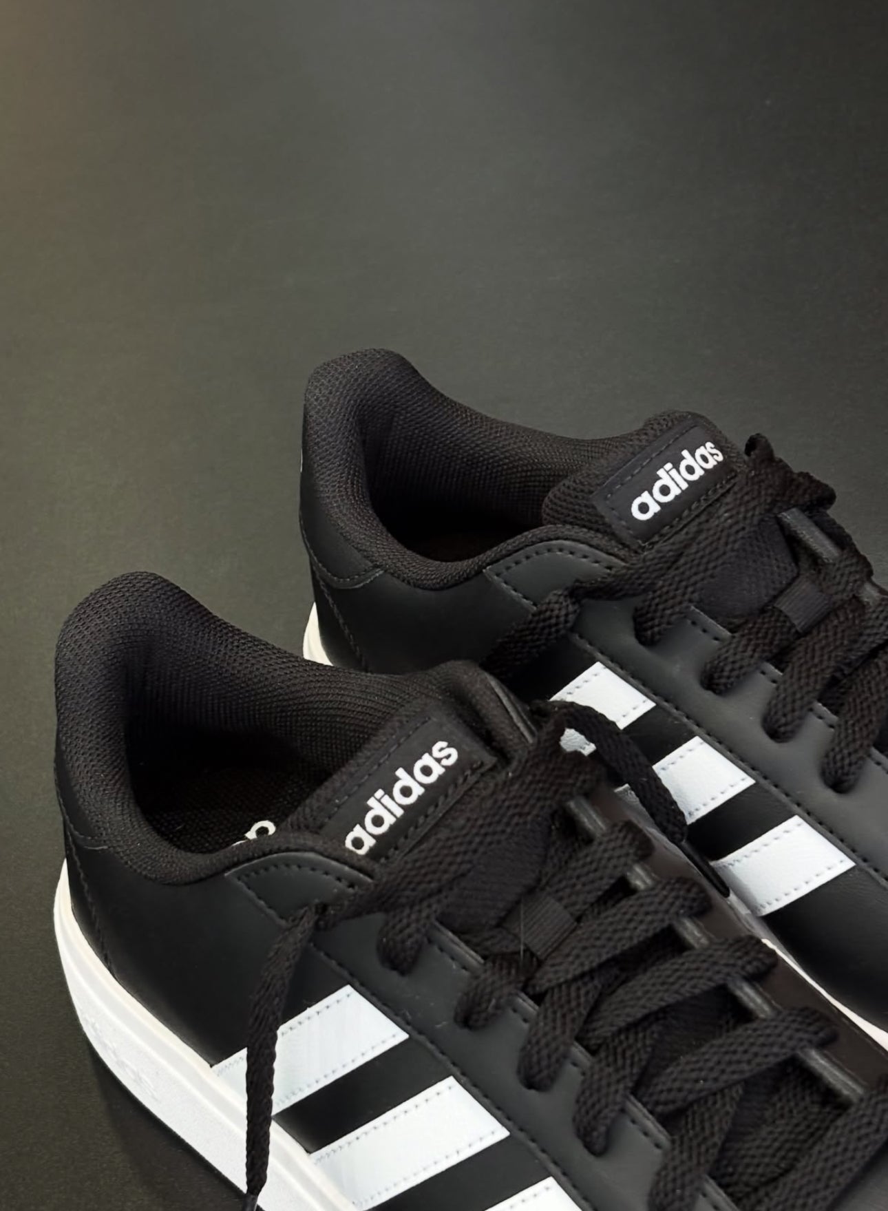 Tênis adidas Grand Court 2.0