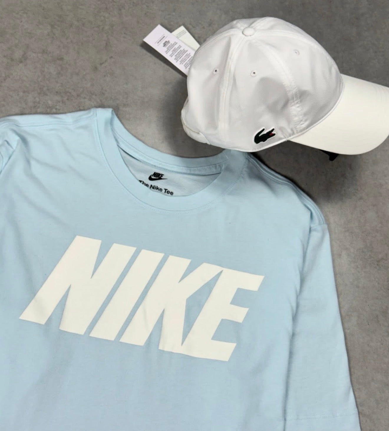 Kit Nike + Boné Lacoste
