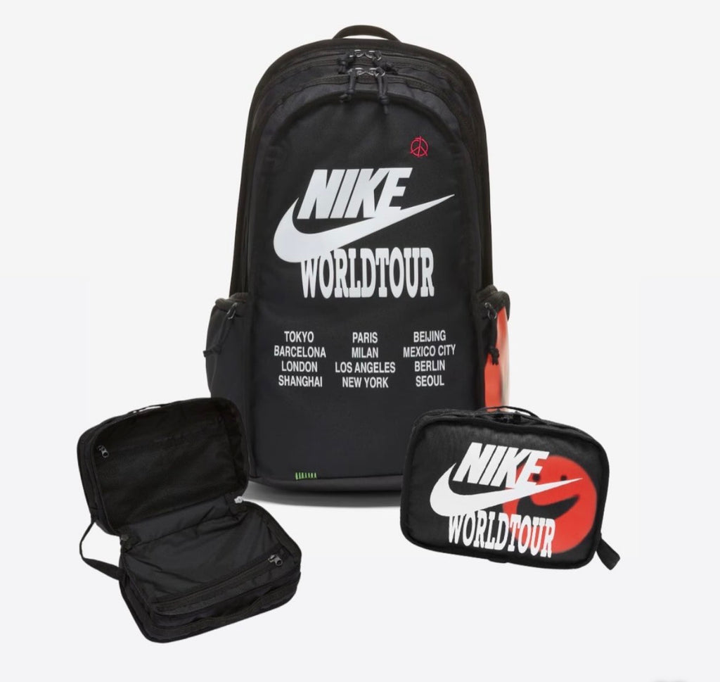 Mochila WorldTour Nike + Estojo